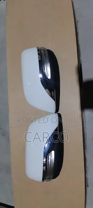 LC200 Mirror Cover With LED