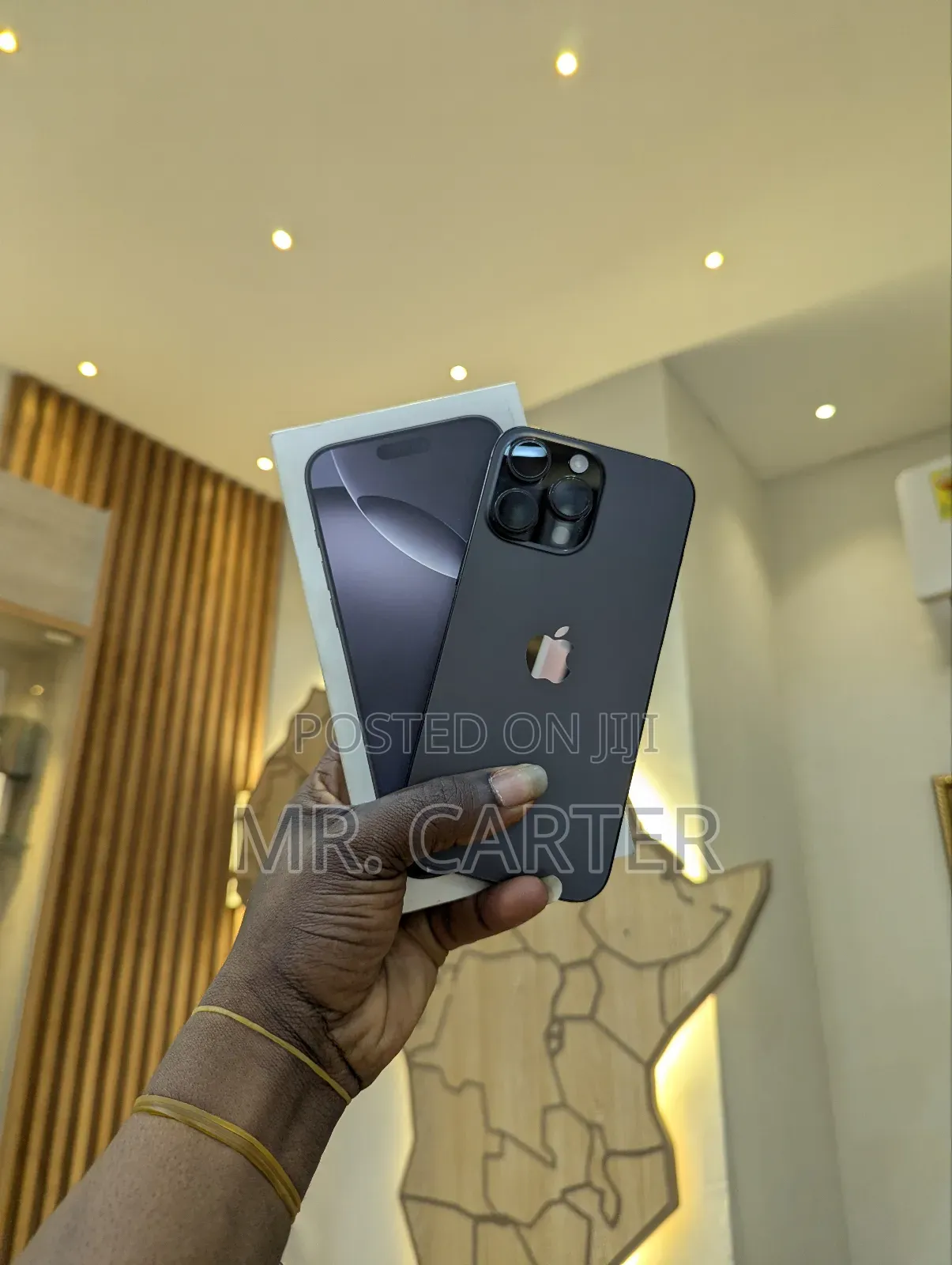 New Apple iPhone 16 Pro Max 1 TB Black