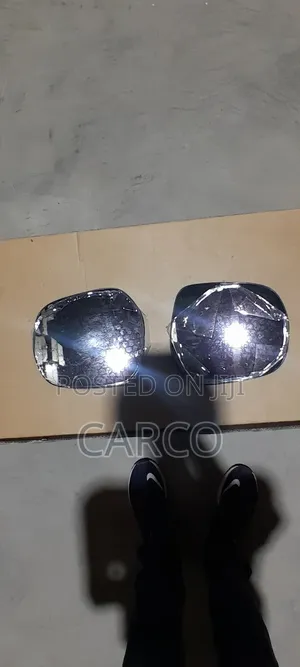 LC200 and Prado Mirror Glass