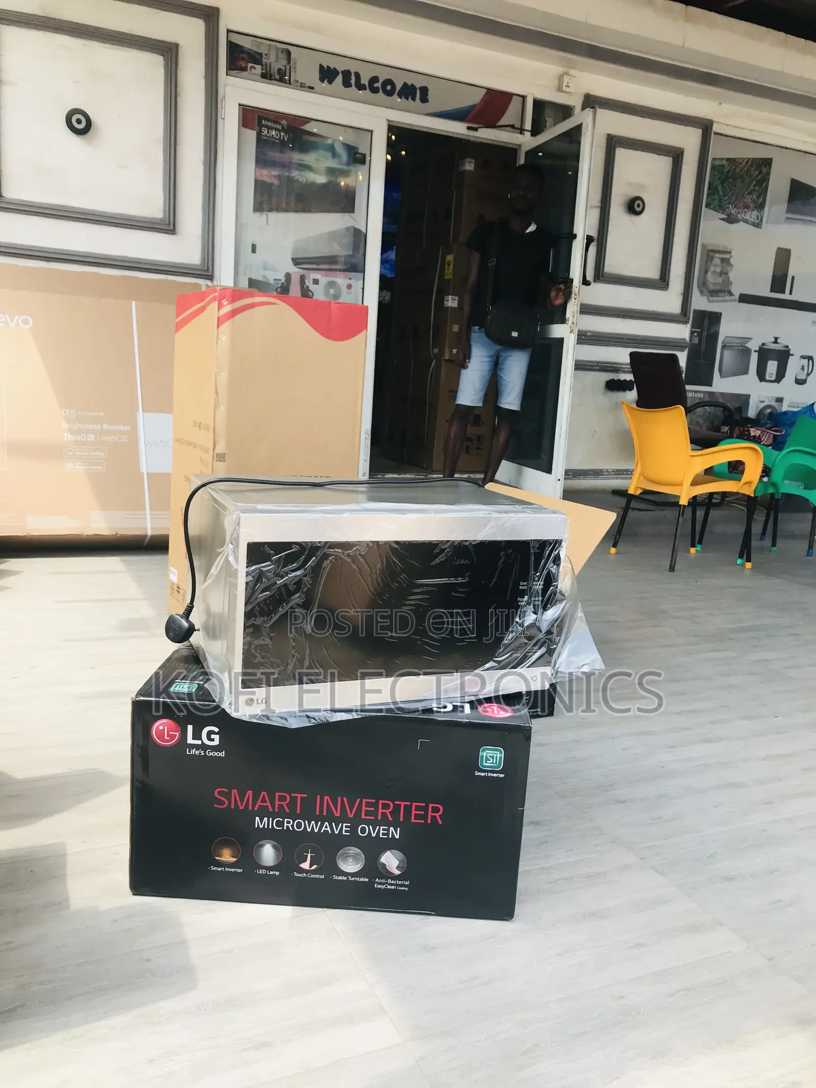 White Led Display LG MH8265CIS 42L Smart Inverter Microwave