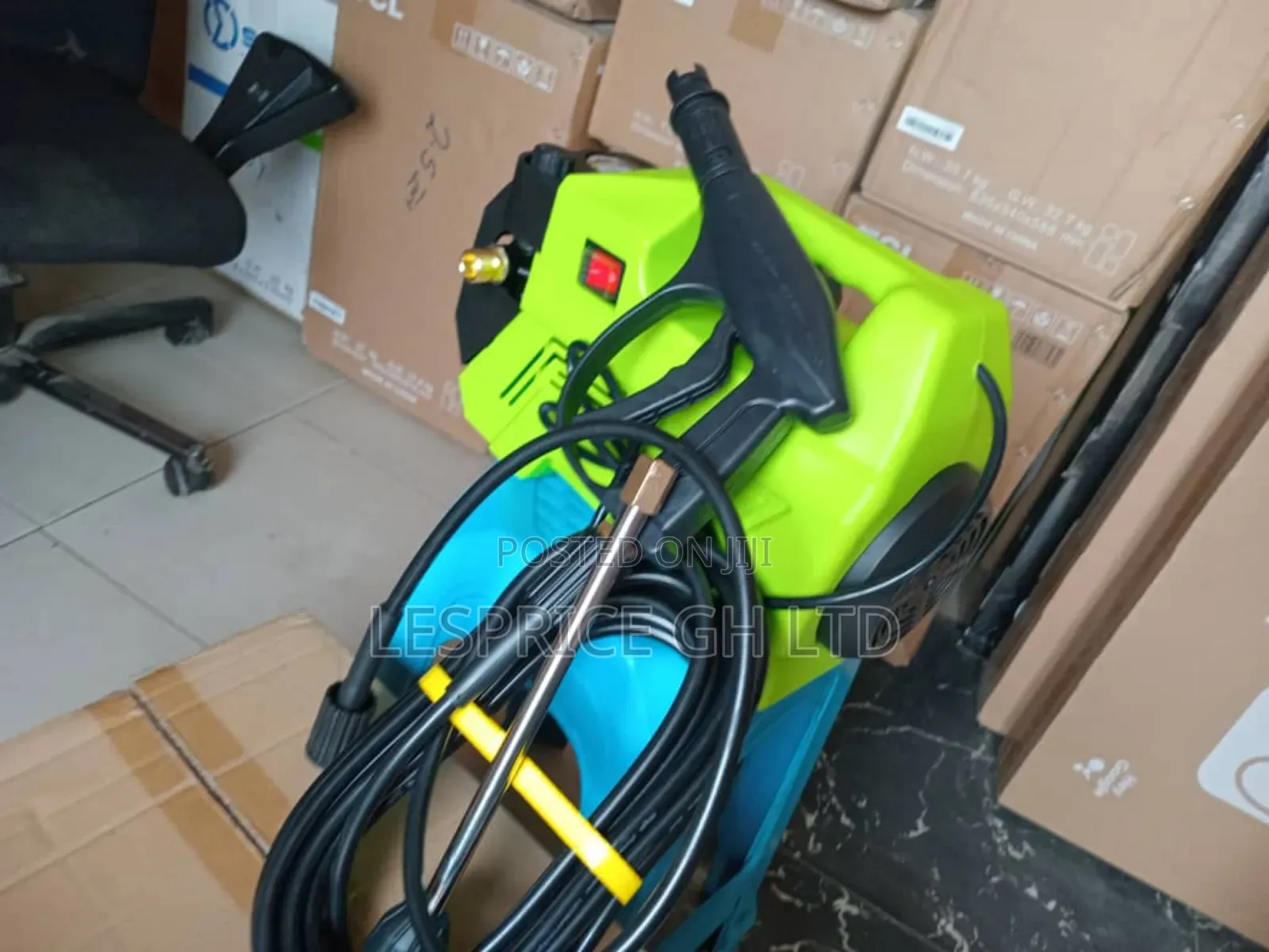 Efficient Water Use - 3000W High Pressure Cleaner!