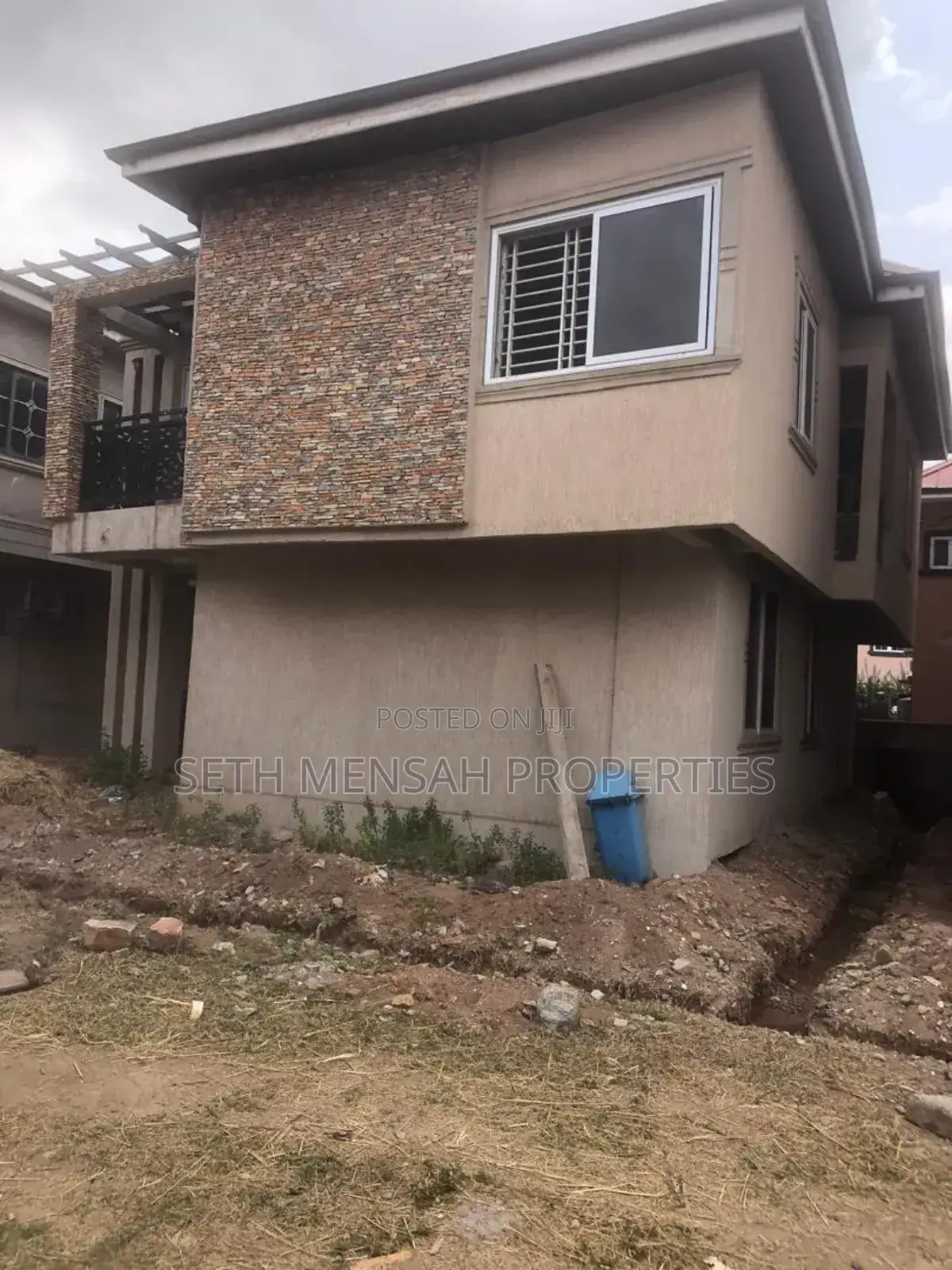 4bdrm House in Skm Properties, Accra Metropolitan for sale
