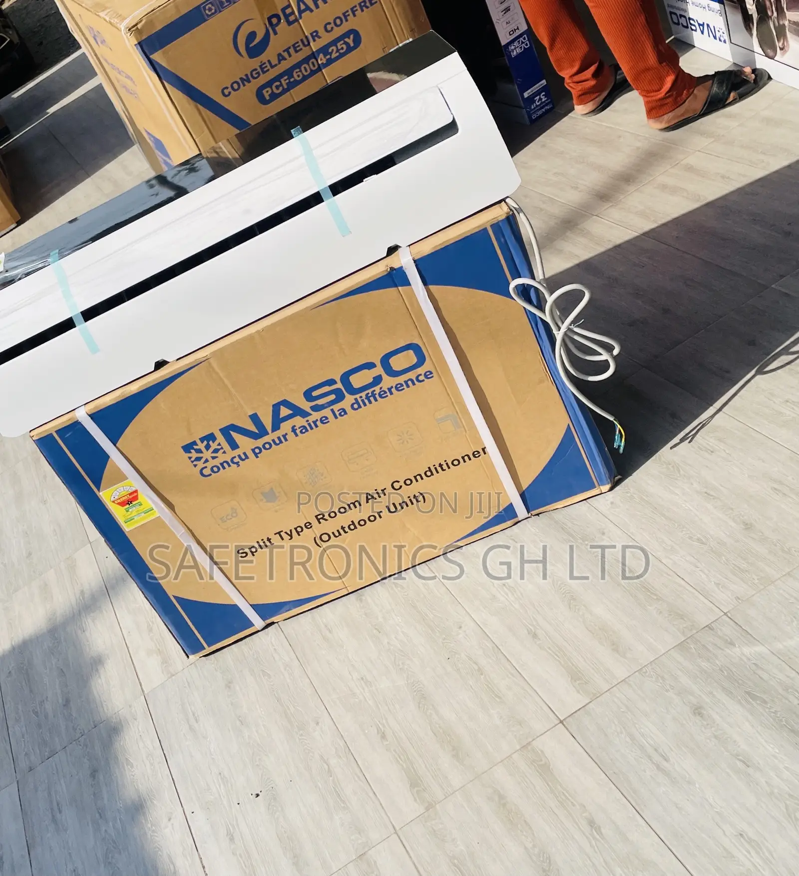 Choose Unique Mirror Nasco 2.0 HP Split R410 White AC