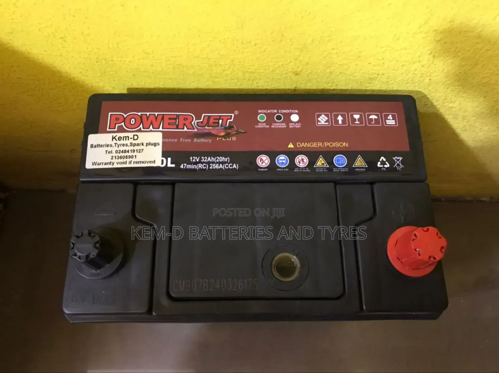 11 Plates Battery 12V 32ah CCA256