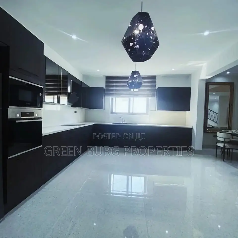 Furnished 5bdrm Mansion in East Legon for sale