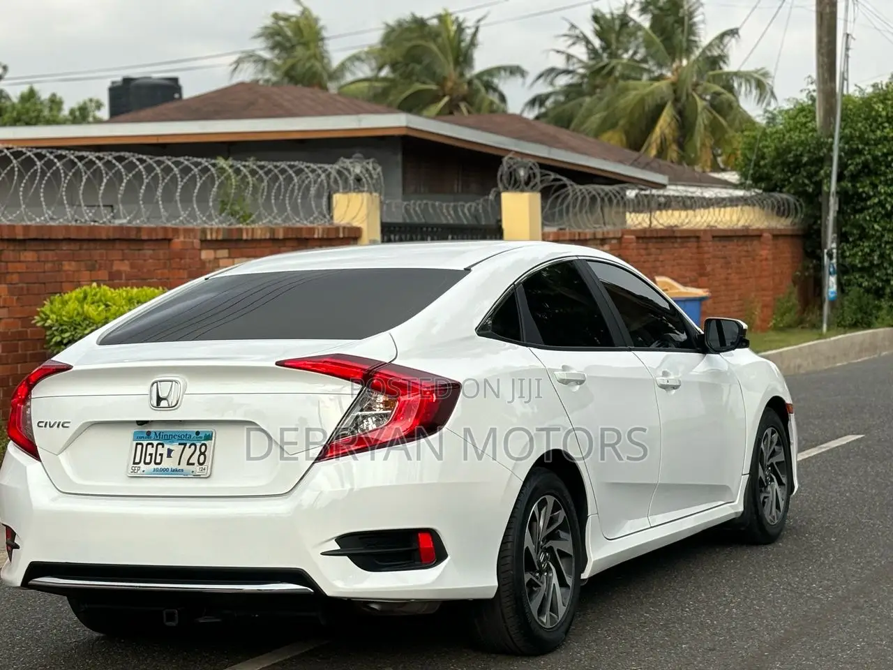 Honda Civic EX Sedan 2019 White