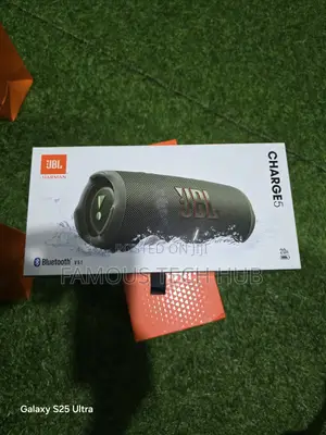 JBL Charge 5