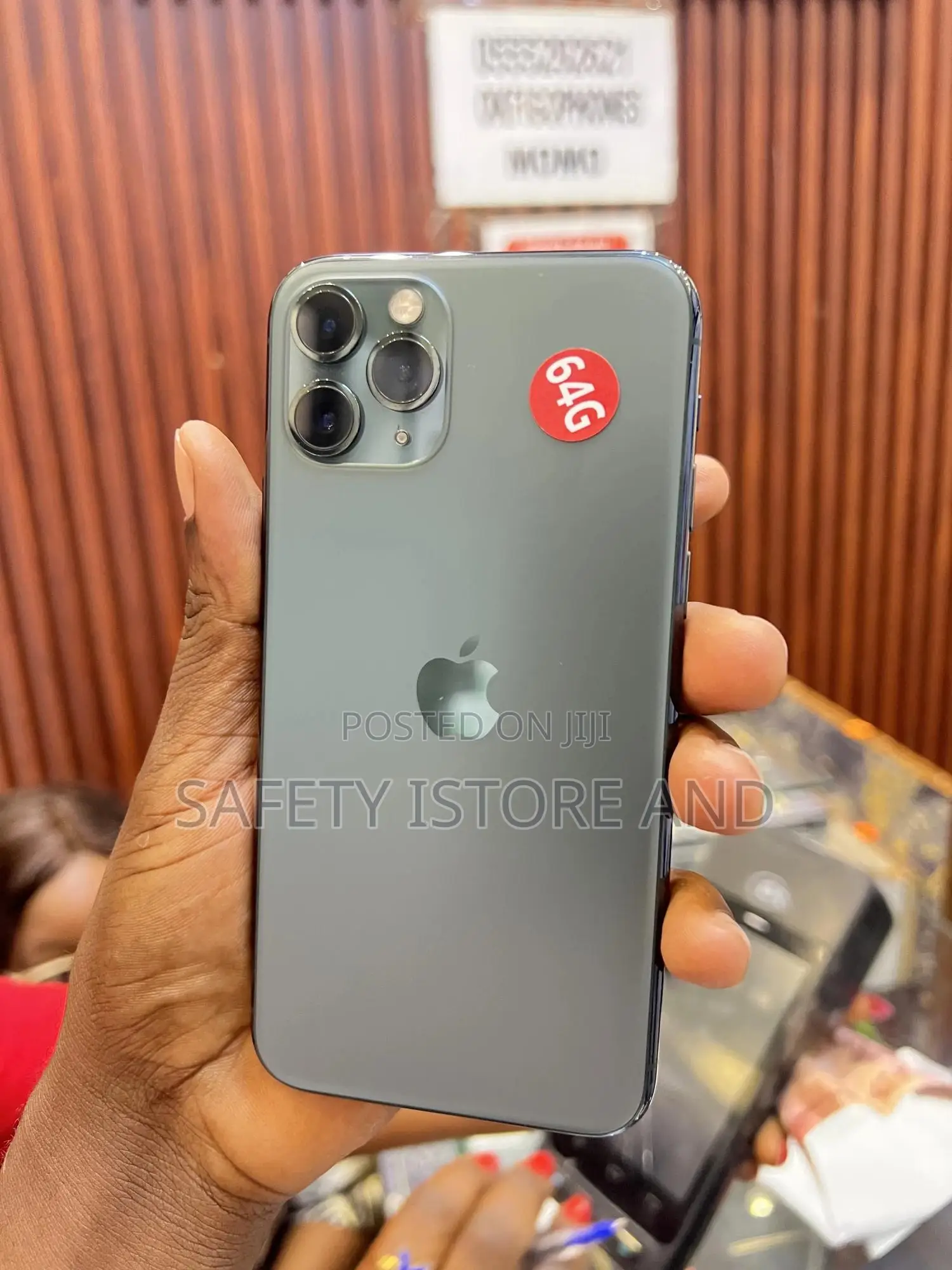 New Apple iPhone 11 Pro 64 GB Green