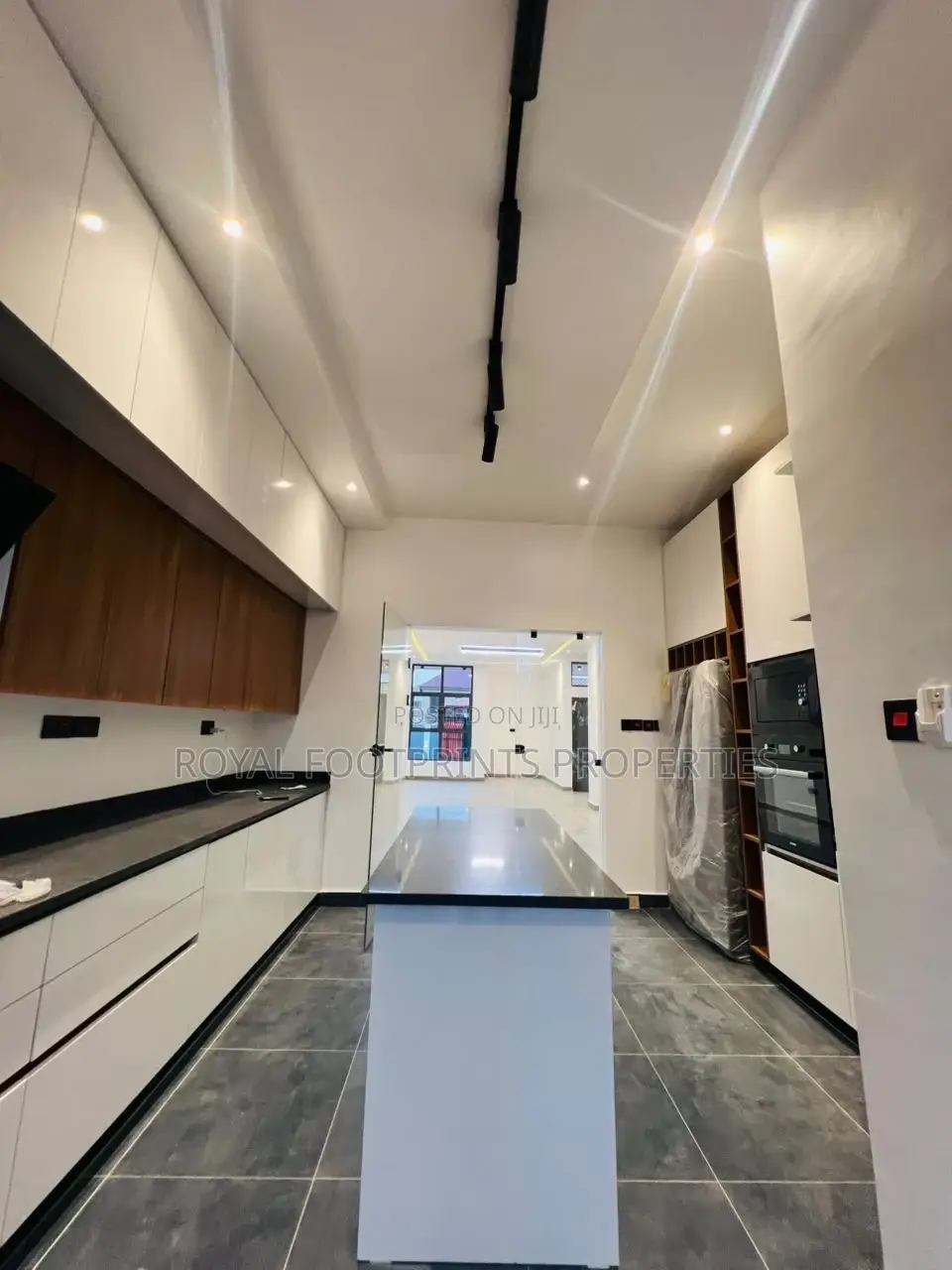 3bdrm House in Royal Footprints, Oyarifa for sale