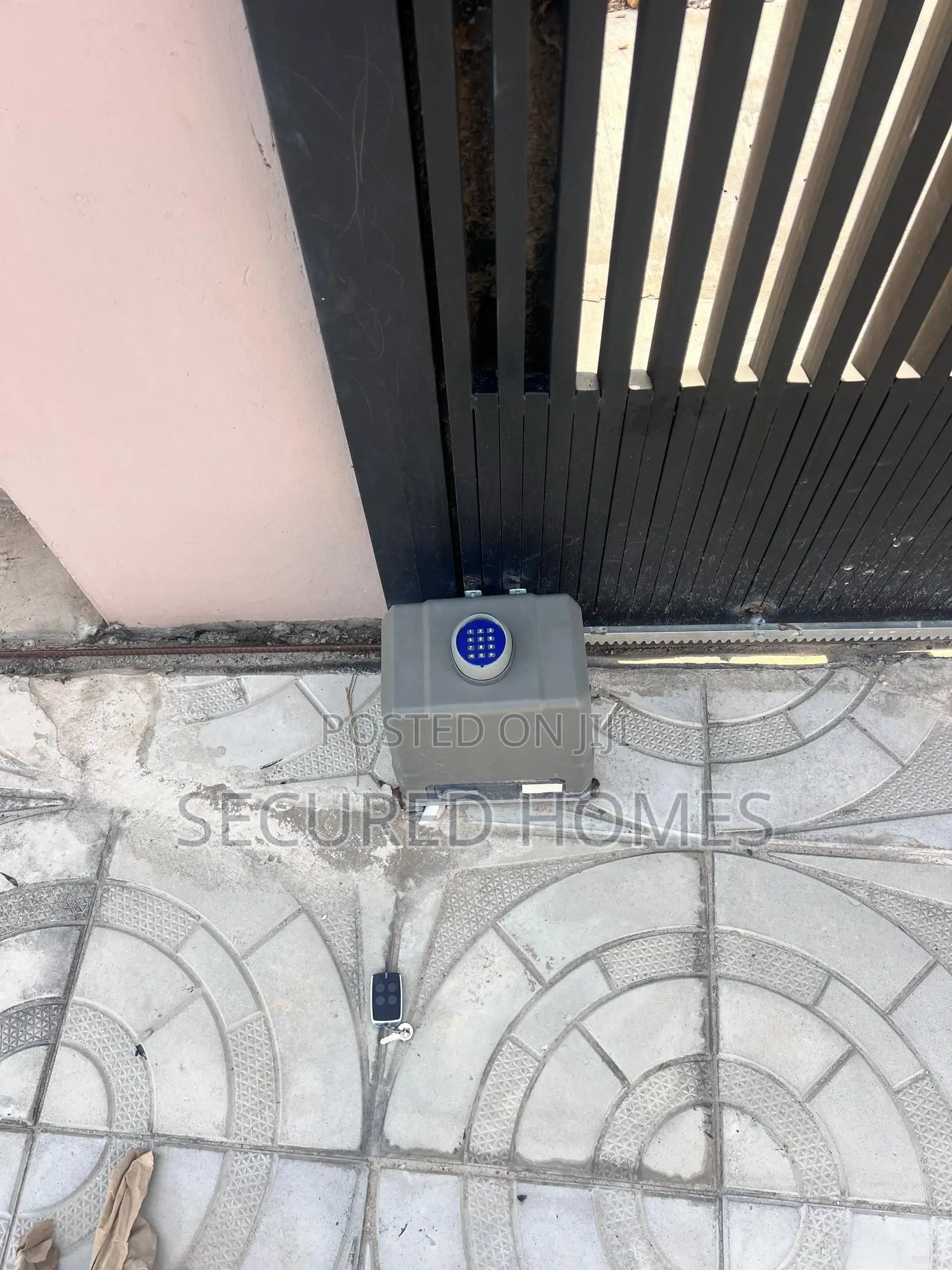 Gate Motor Remote,Wireless Keypad,Battery and Controllers
