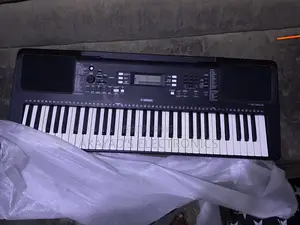 Yamaha PSR E363 Piano Keyboard Going for GHS 3500