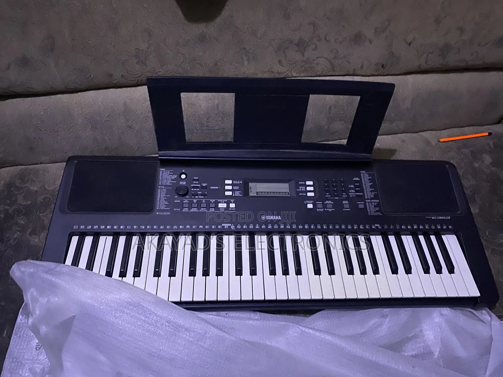 Yamaha PSR E363 Piano Keyboard Going for GHS 3500