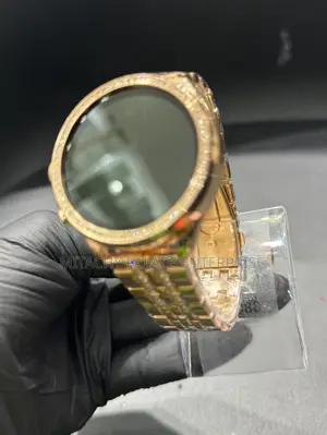 Gold Chain Gen 9 Smart Watch