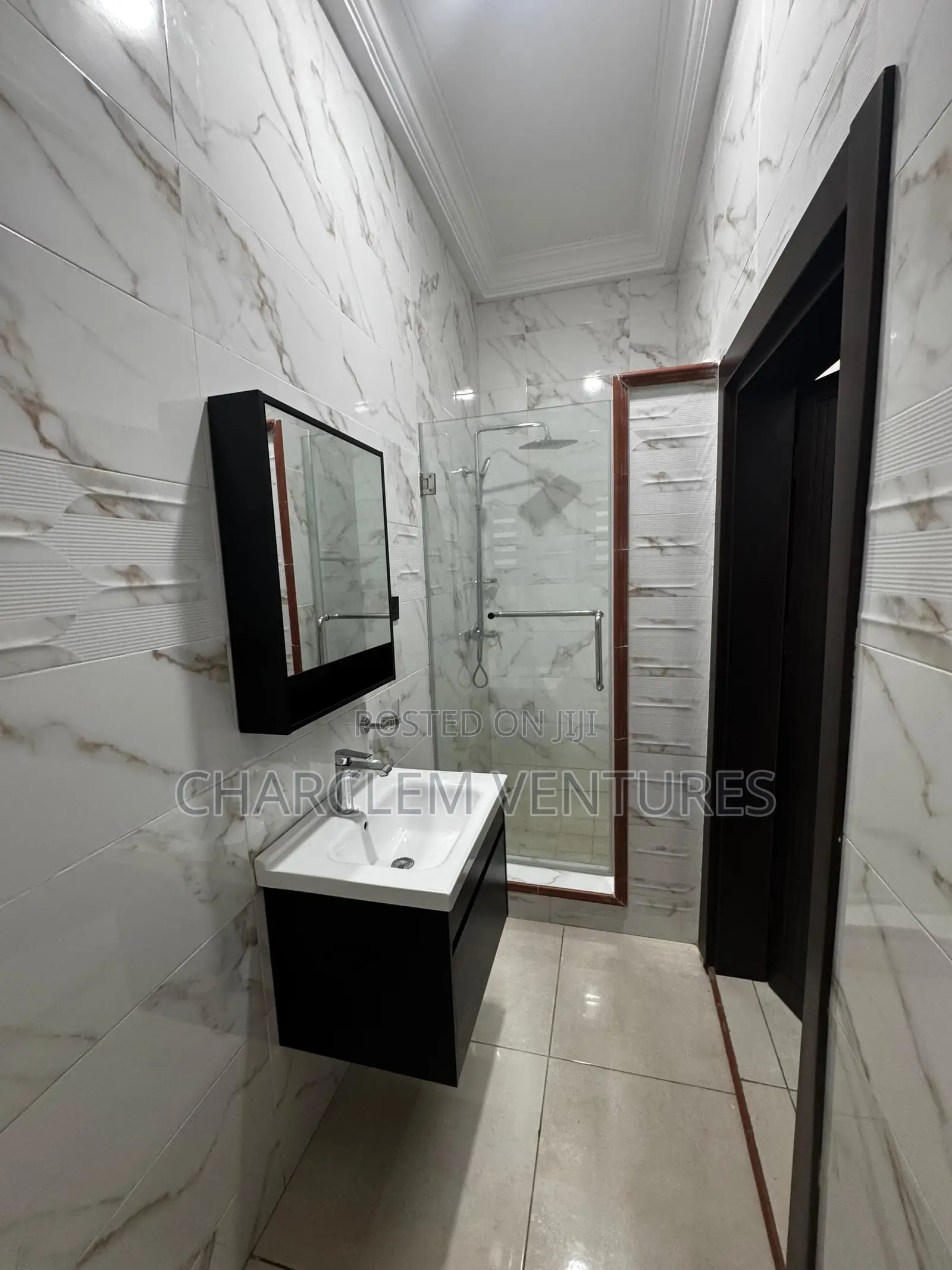 6bdrm House in Charclem Ventures, Accra Metropolitan for rent