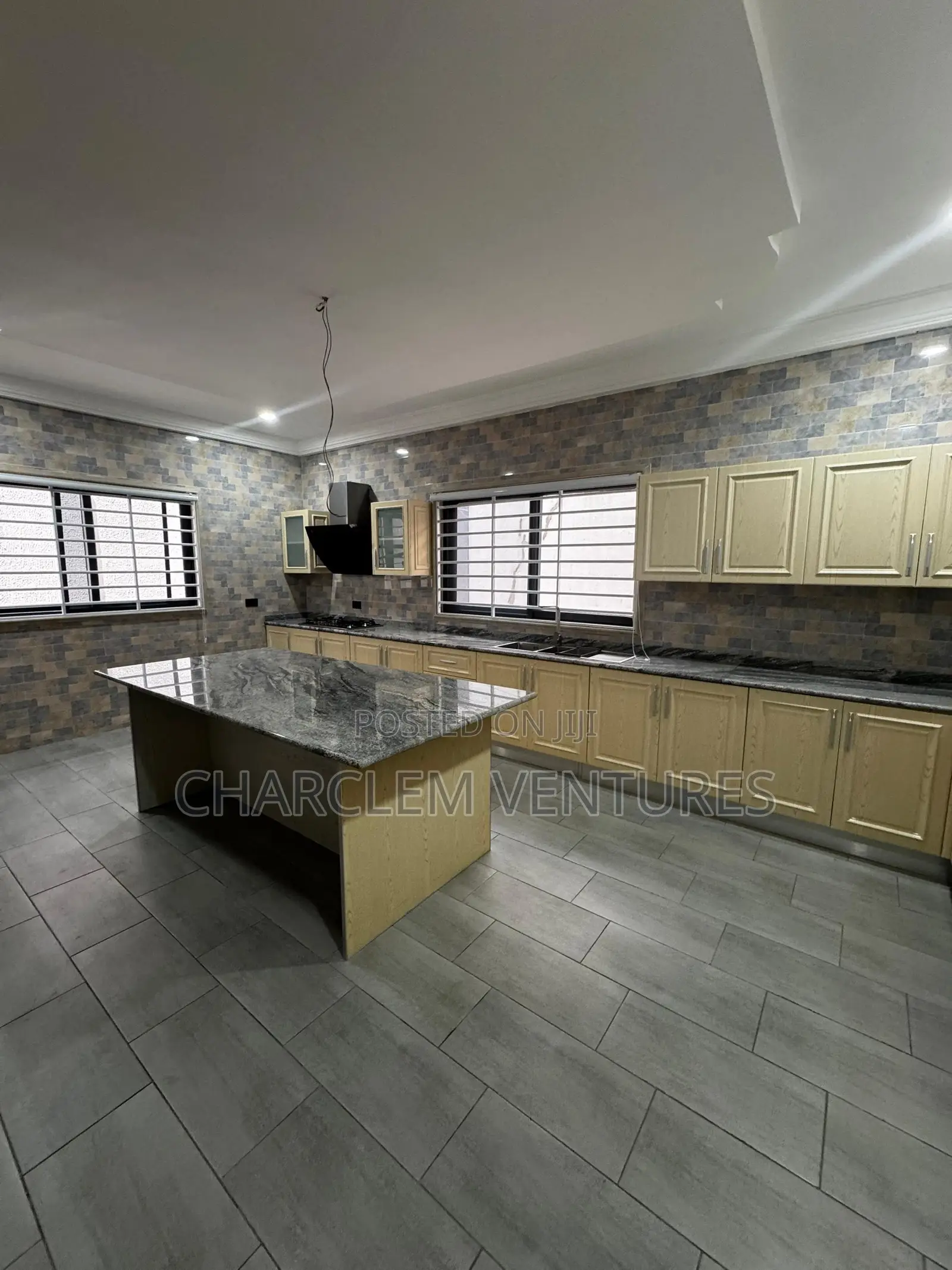 6bdrm House in Charclem Ventures, Accra Metropolitan for rent
