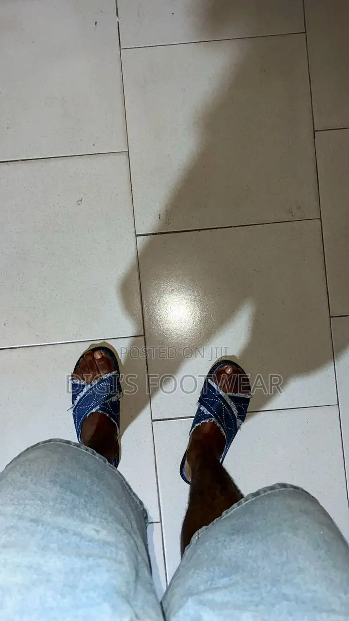 Blue Jeans Crossed Slippers