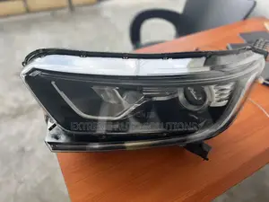 Honda CR-V 2018 Headlights