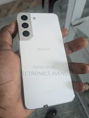 New Samsung Galaxy S22 5G 256 GB White