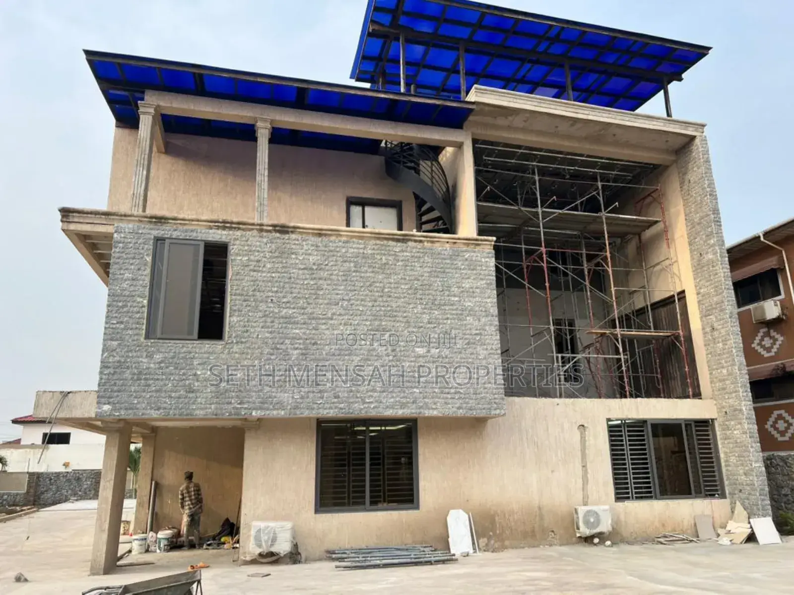 3bdrm Apartment in Skm Property, East Legon for rent