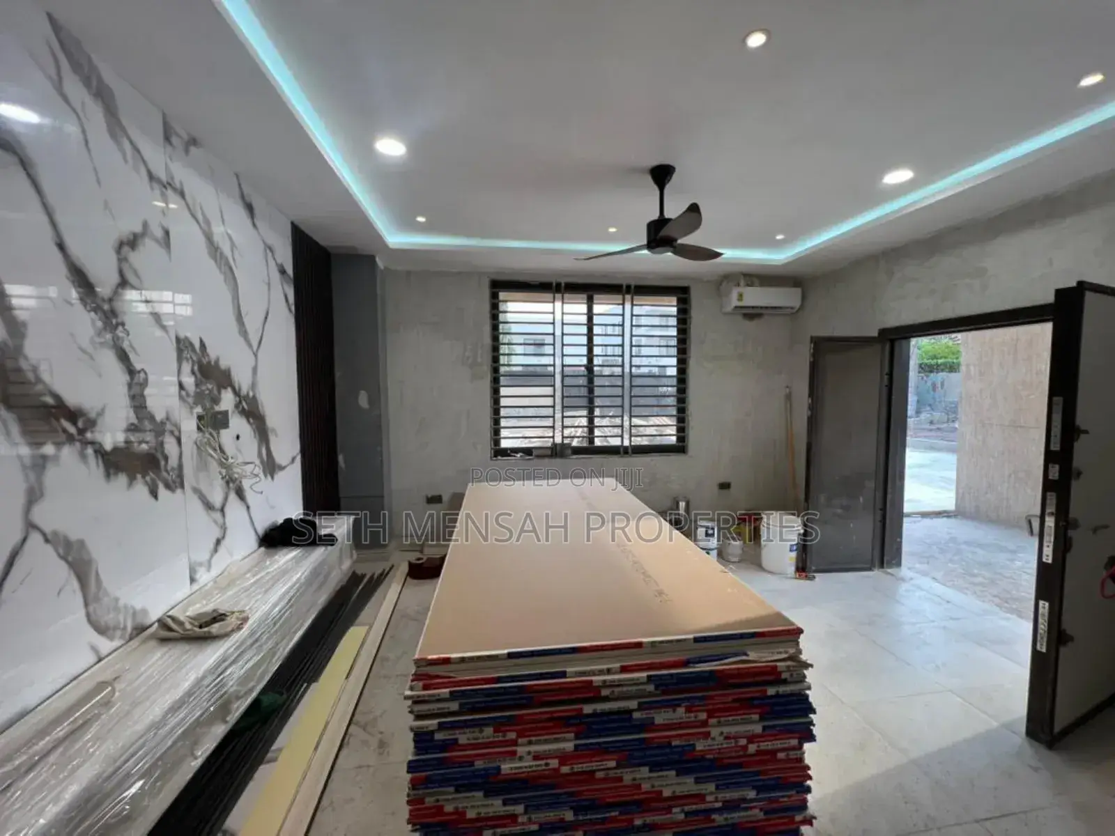 3bdrm Apartment in Skm Property, East Legon for rent