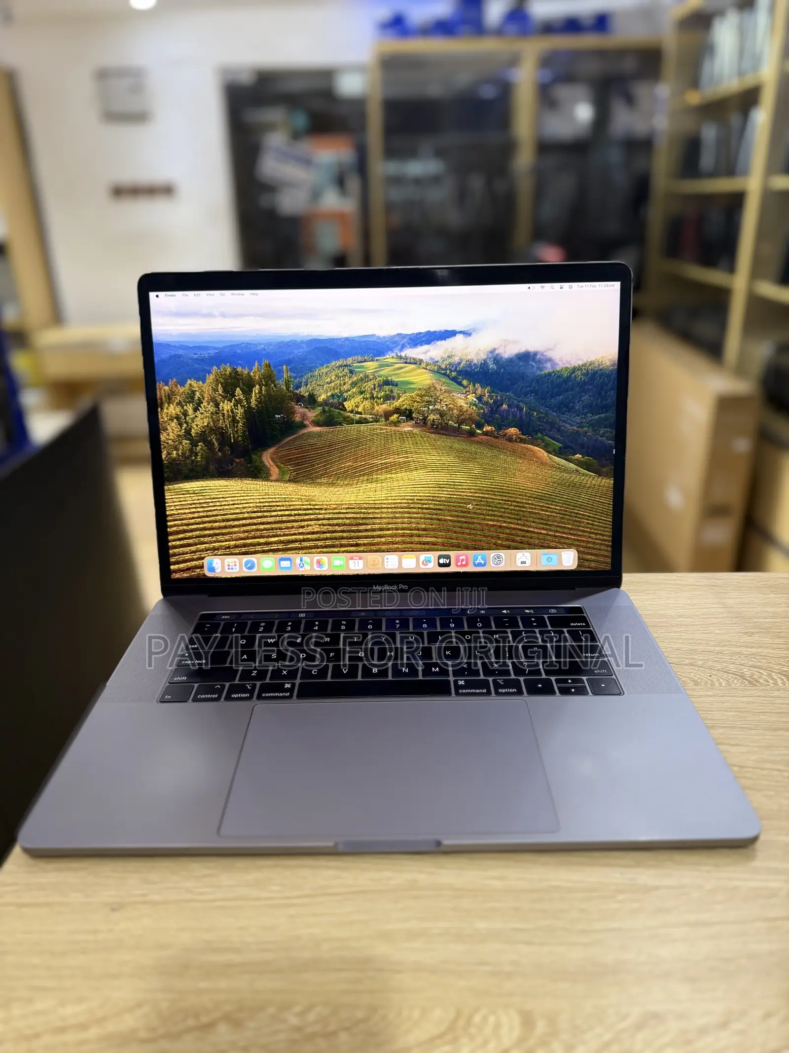 Laptop Apple MacBook Pro 2018 16GB Intel Core i9 SSD 512GB