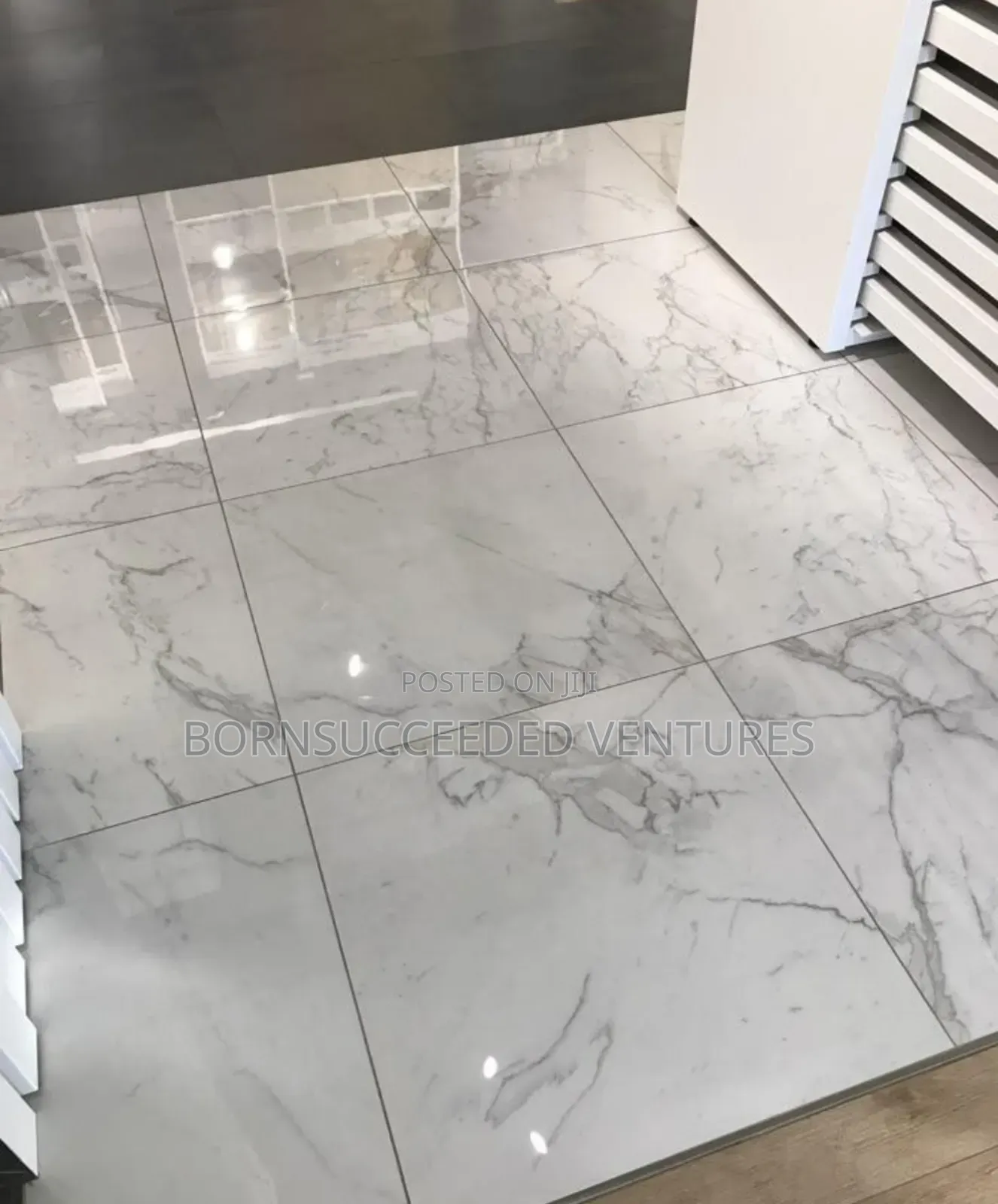 Natural Marble Quartz Stones at Cheaper Prices