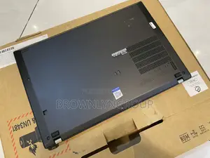 New Laptop Lenovo Thinkpad T490s 8GB Intel Core I5 SSD 256GB