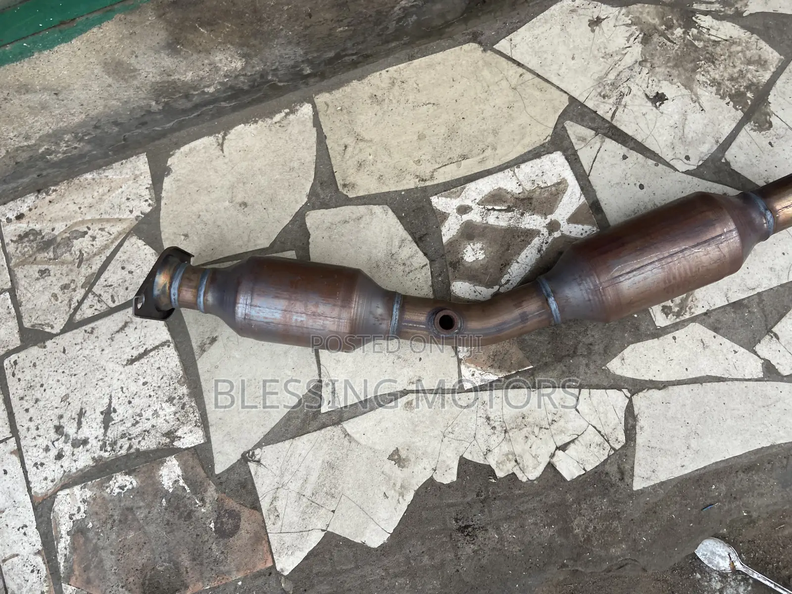 Toyota Yaris / Vitz Catalyst Converter