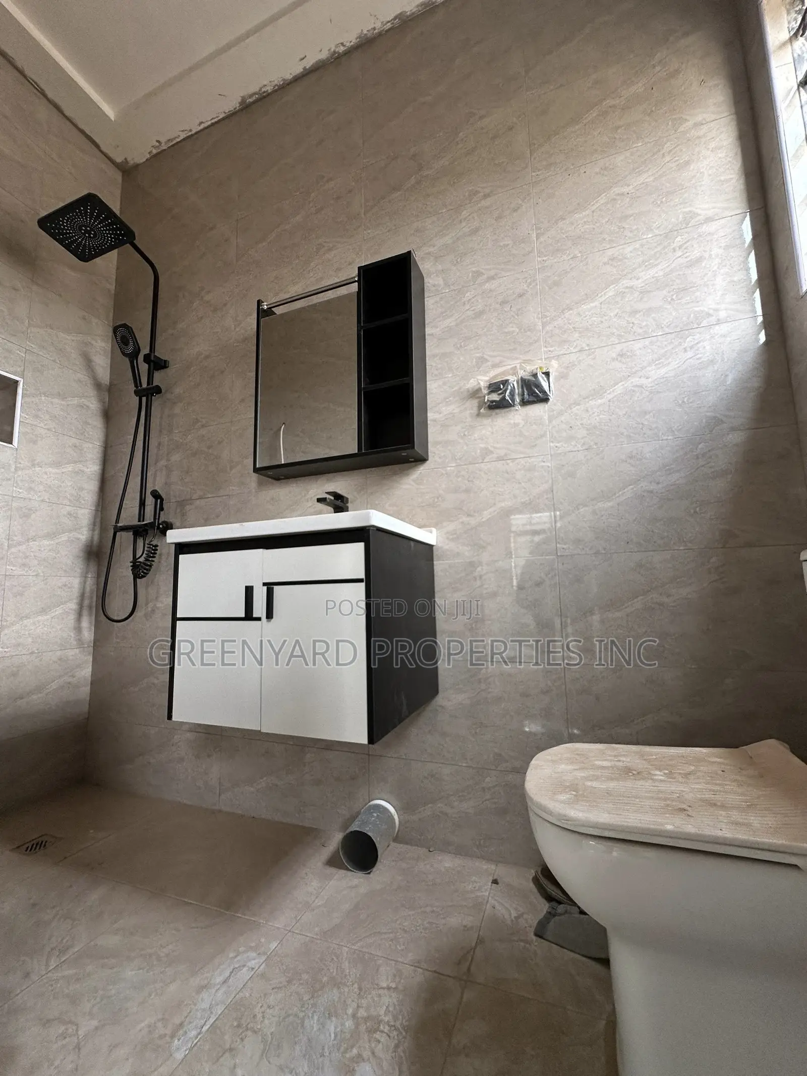 3bdrm House in East Legon Hills for sale