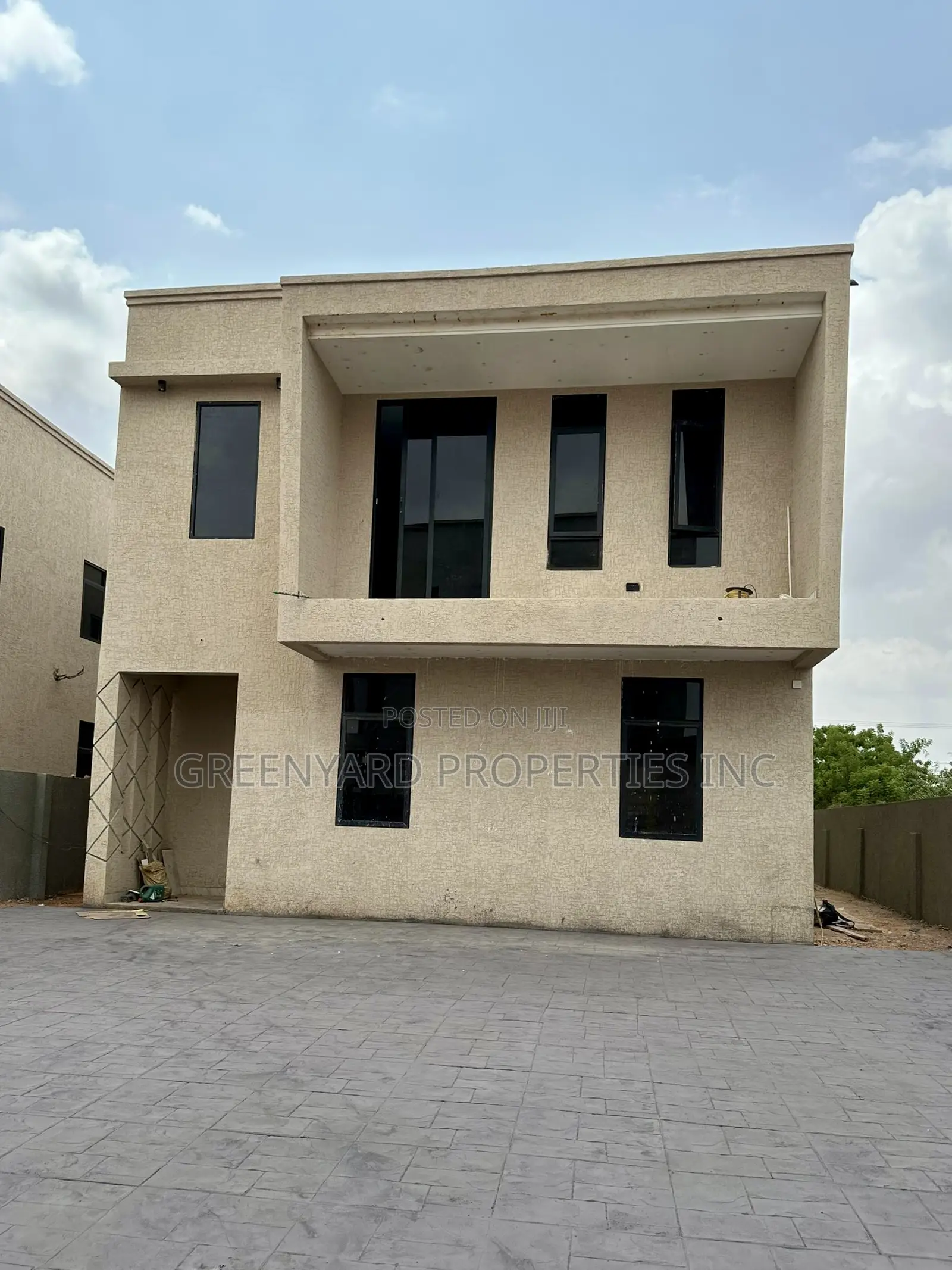 3bdrm House in East Legon Hills for sale