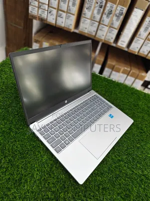 New Laptop HP 15 8GB Intel Core I3 SSD 256GB