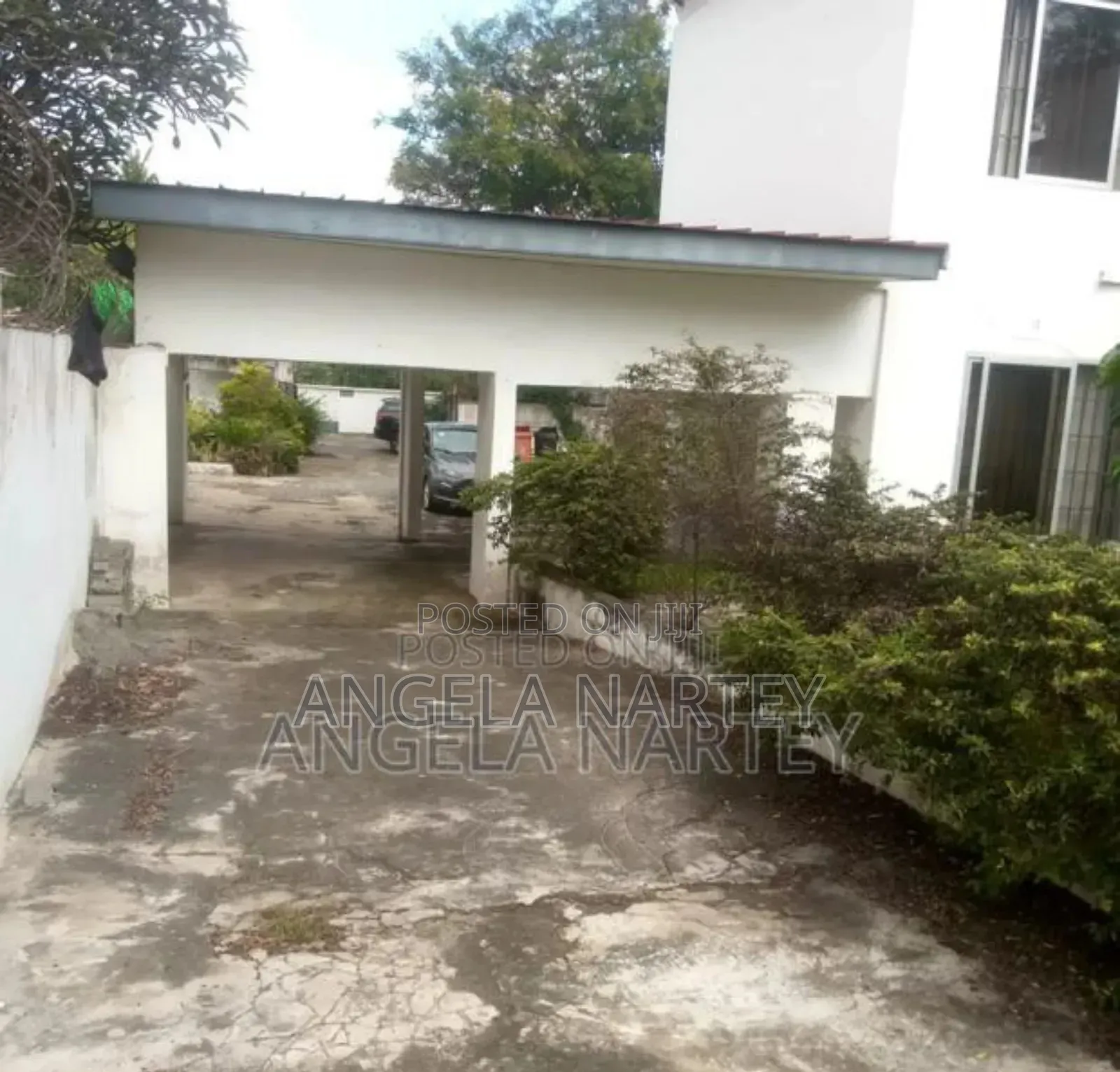 5bdrm House in Ridge, Accra Metropolitan for sale