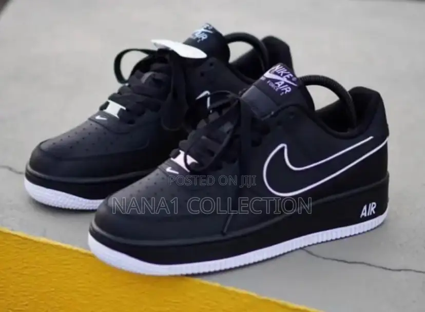 New Nike Air Force Black and White