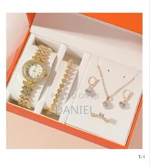Women's Gold Gift Set Jewelries