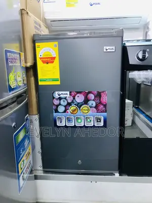 92 Liters Pearl Table Top Fridge With One Door and Ice Make