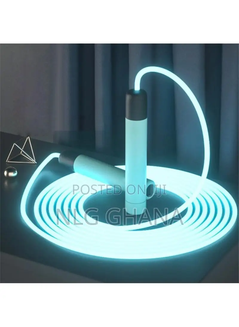 2.8M Comfortable Handles LED Luminous Transparent Jump Skipp