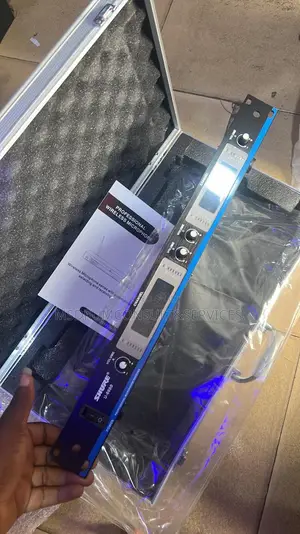 4 in 1 Cordless Microphones