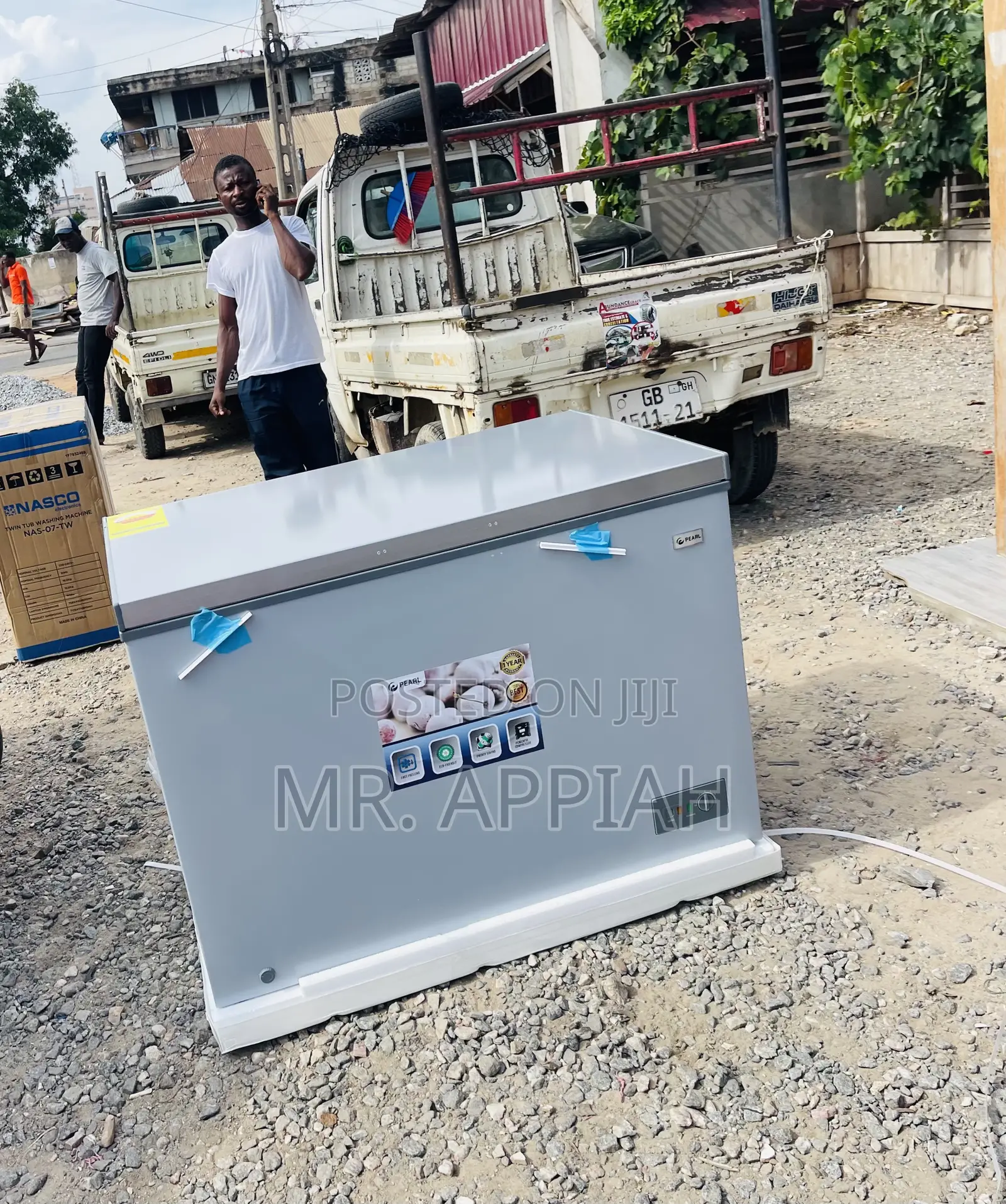 Stay Chill With Pearl PCF --2b Single DoorChest Freezer