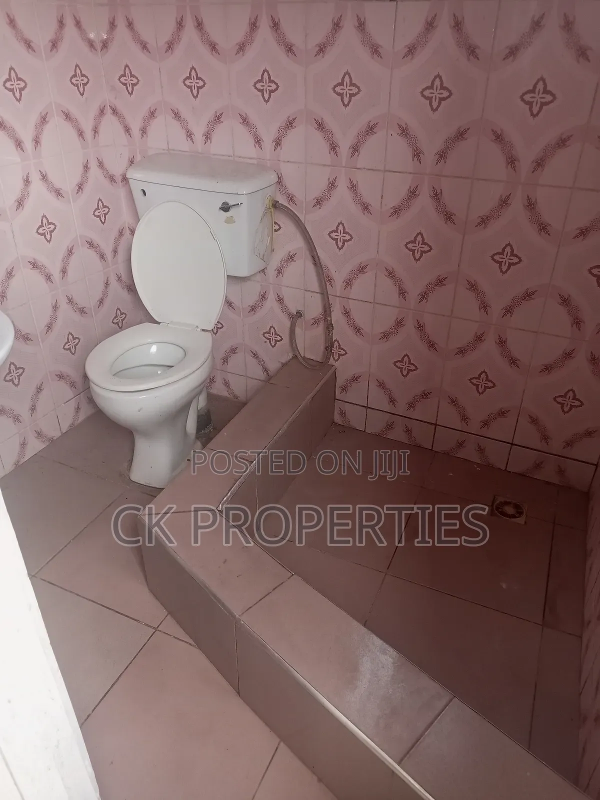1bdrm Apartment in North Legon for rent