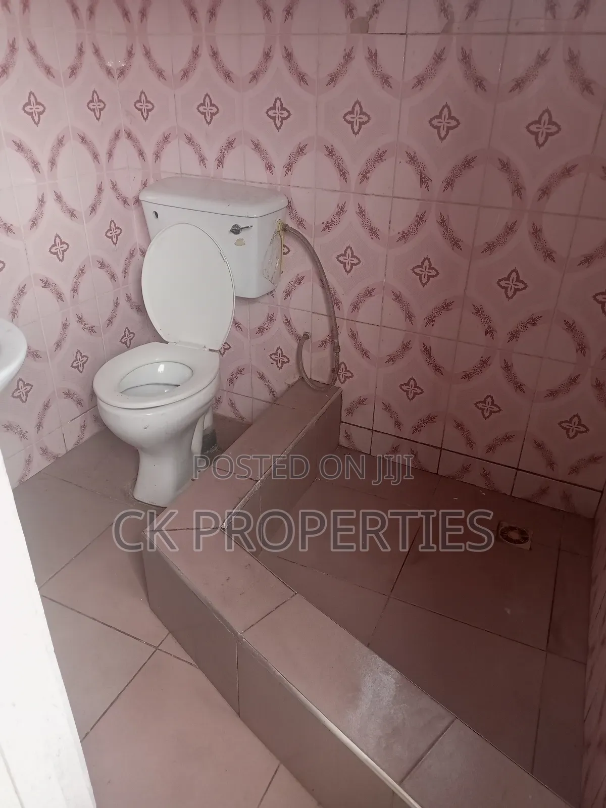 1bdrm Apartment in North Legon for rent