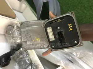 Mercedes-Benz Cla Headlight Control Unit Module