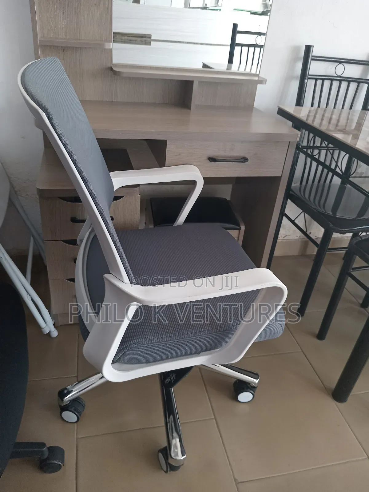 Comfortable Front Desk for Sale