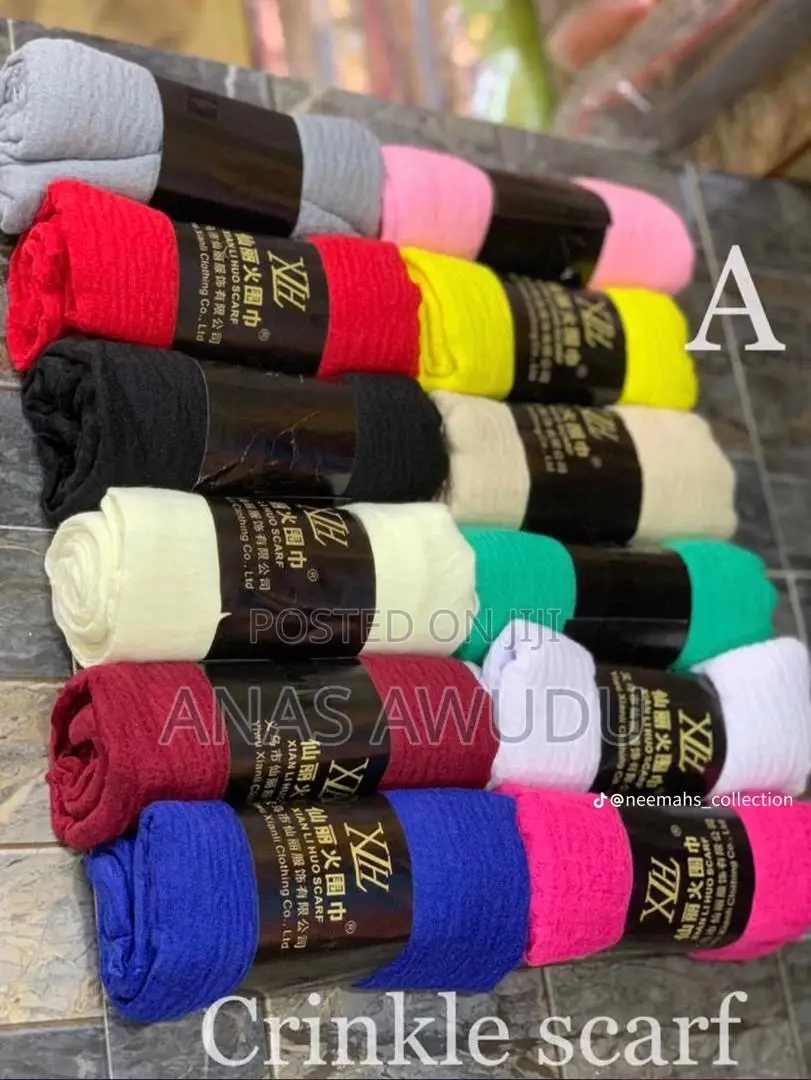 A Smooth Fabric Made Chiffon And Jersey Veils