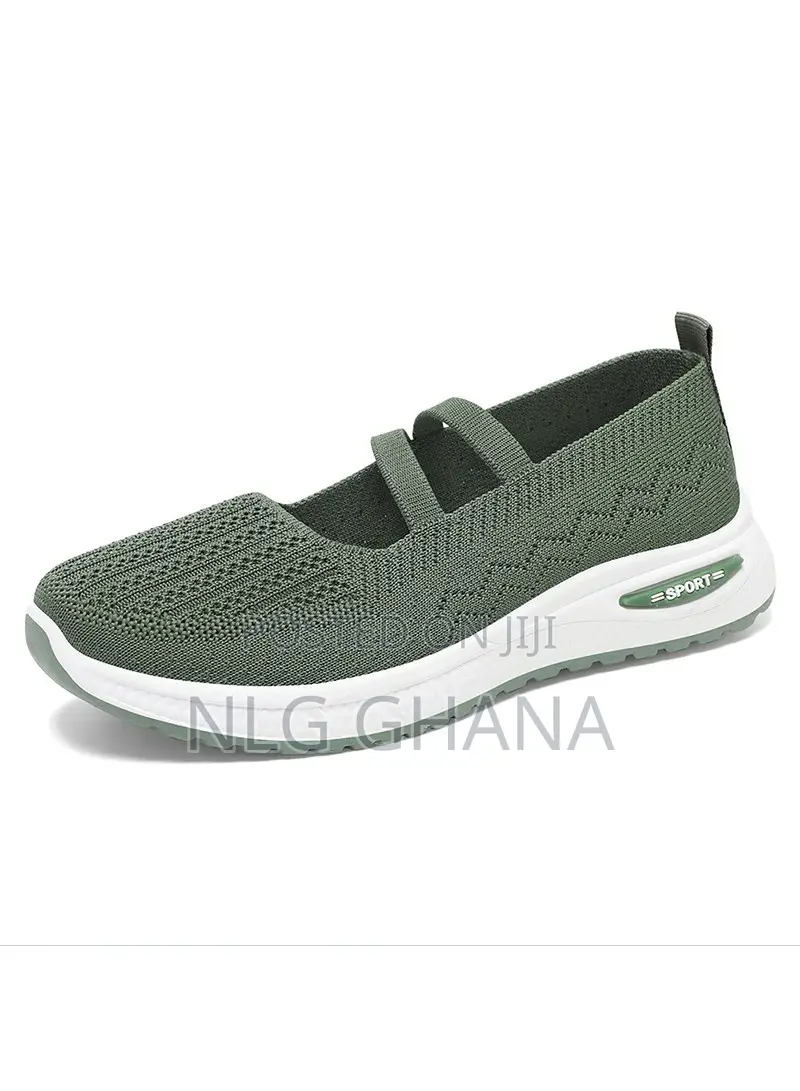 Lightweight Breathable Comfortable Mesh Soft Sole Slip-on Sh