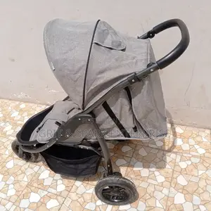Big Neat Awesome Child Stroller From the Uk
