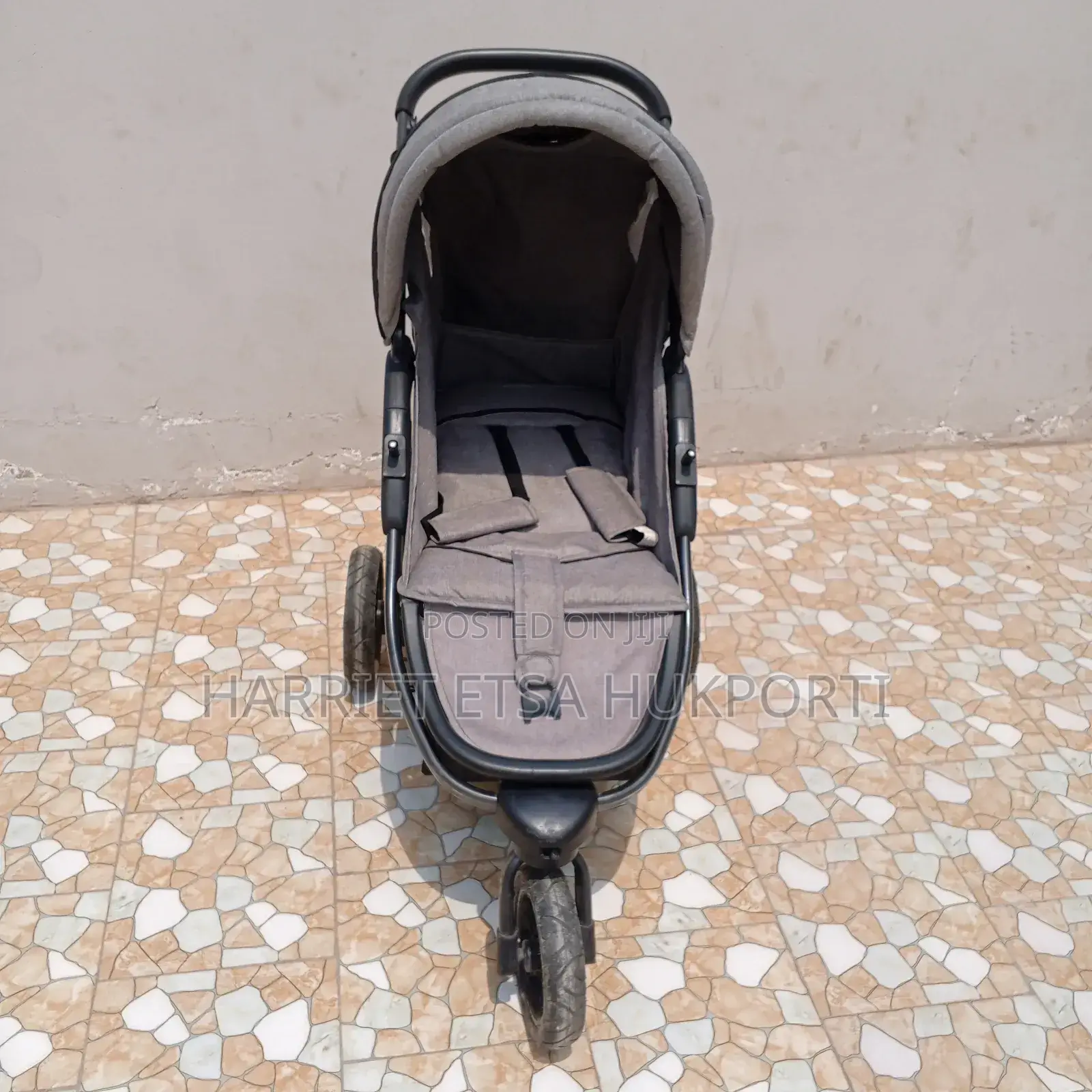 Big Neat Awesome Child Stroller From the Uk