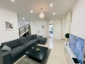 Furnished 3bdrm Townhouse / Terrace in The Greens, Tema Metropolitan
