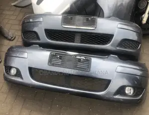 Yaris 1999 2000 2001 2002 2003 2004 Front Bumper