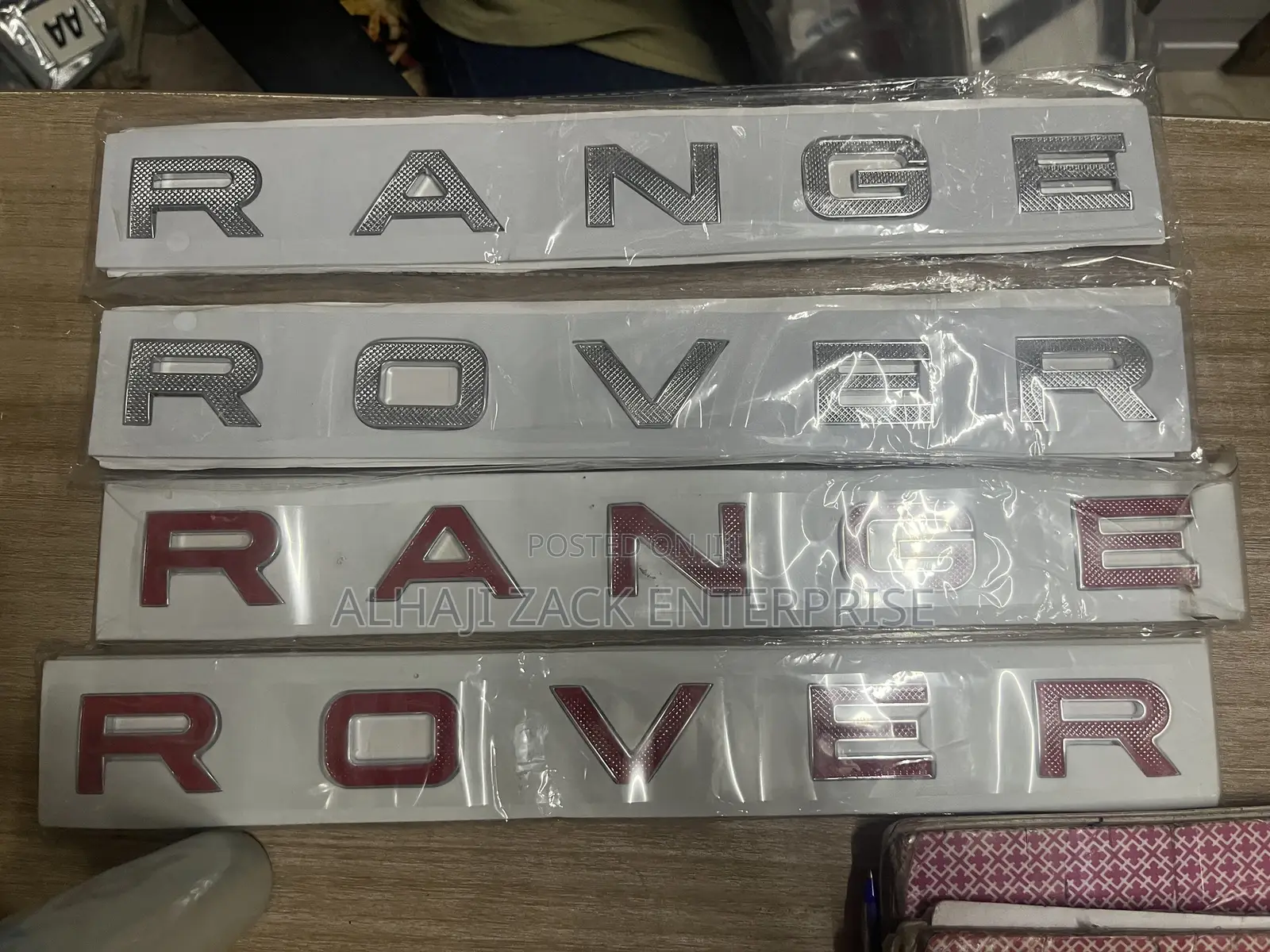 Range Rover Written Crown