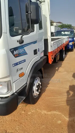 Hyundai 5ton Truck (Mega)